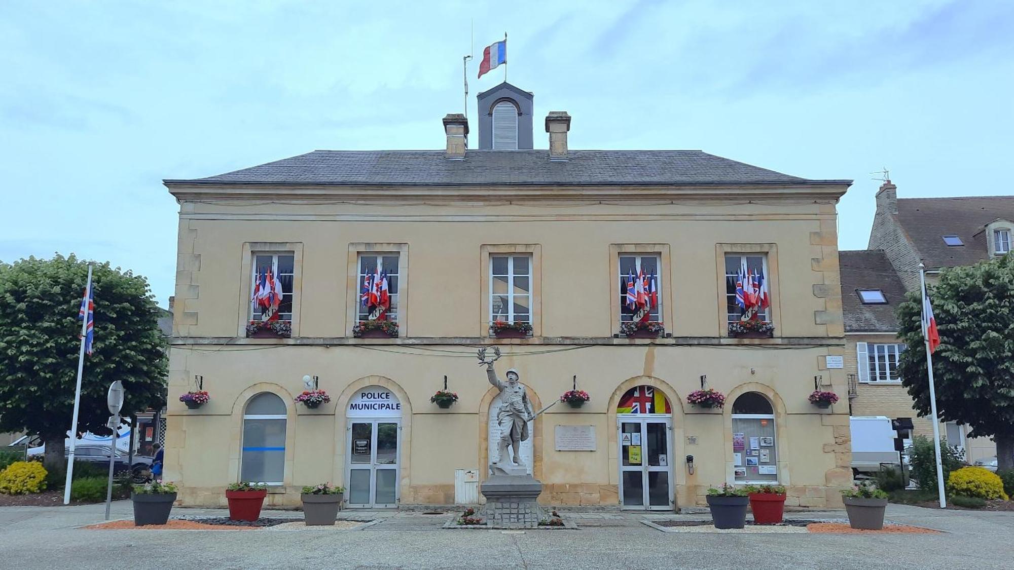 La Maison Du Pays D'Auge Troarn Eksteriør billede